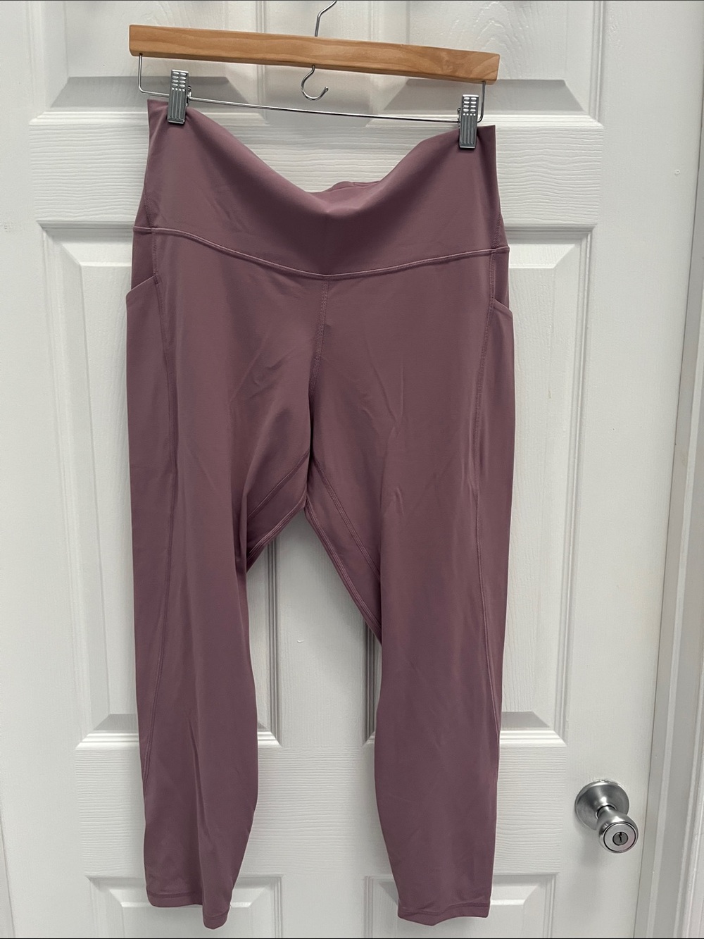 lululemon athletica Mauve High-Rise Leggings with Side Pockets